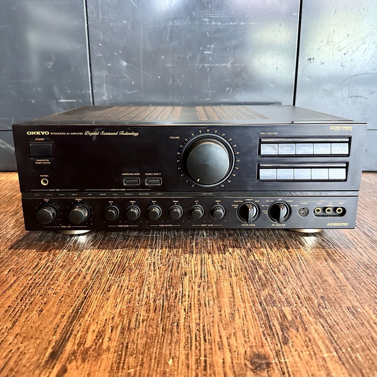 ONKYO A-V1000PRO ブラック AVアンプ　即日発送！ Onkyo A-V1000Pro AVアンプ オンキョー 動作確認済み - メルカリ
