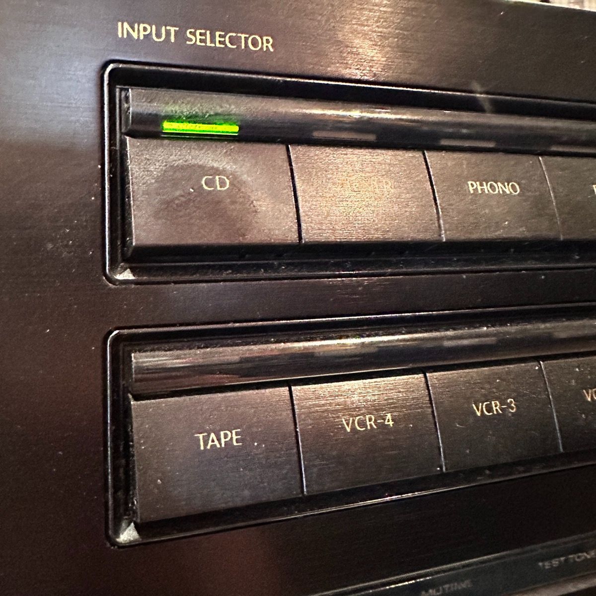 Onkyo A-V1000Pro AVアンプ オンキョー 動作確認済み - メルカリ