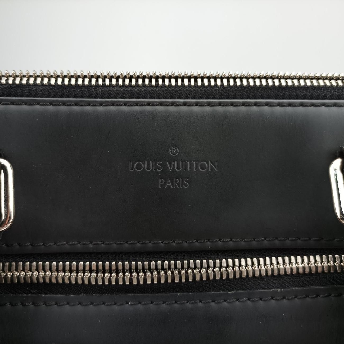 ルイヴィトンLouis Vuittonポルトドキュマンジュール モノグラム