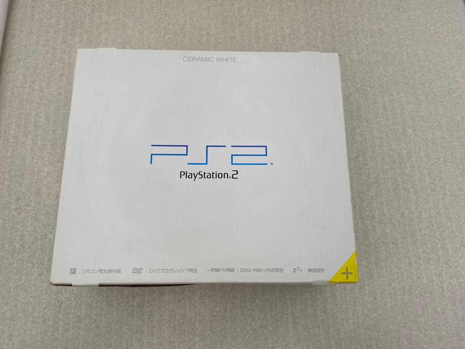 PlayStation 2 (SCPH-50000)　本体　ホワイト　動作品　コントローラー２点 7,500円