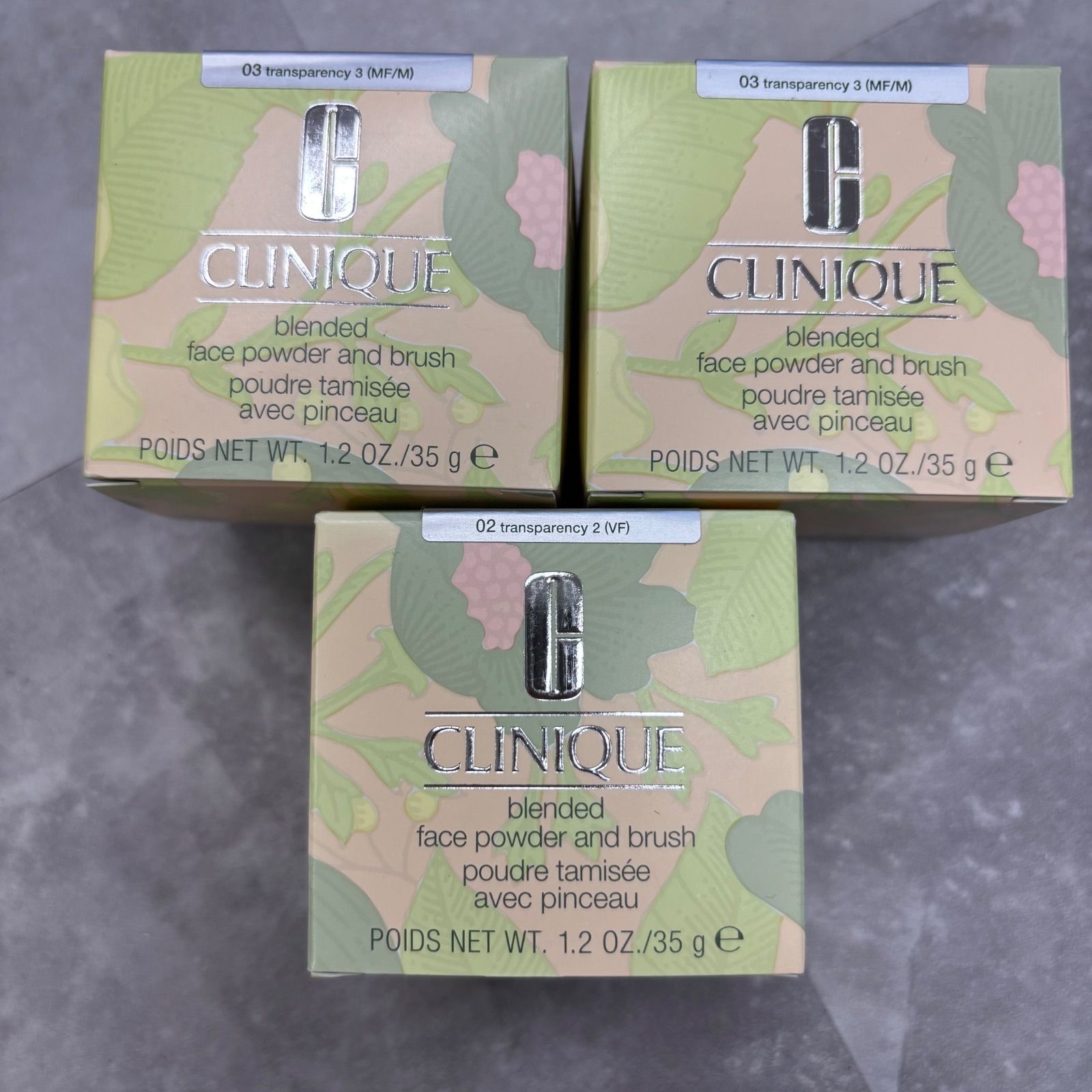 (o) 新品未使用 CLINIQUE クリニーク ブレンデッド フェース パウダー 03-02-3個セット/1478