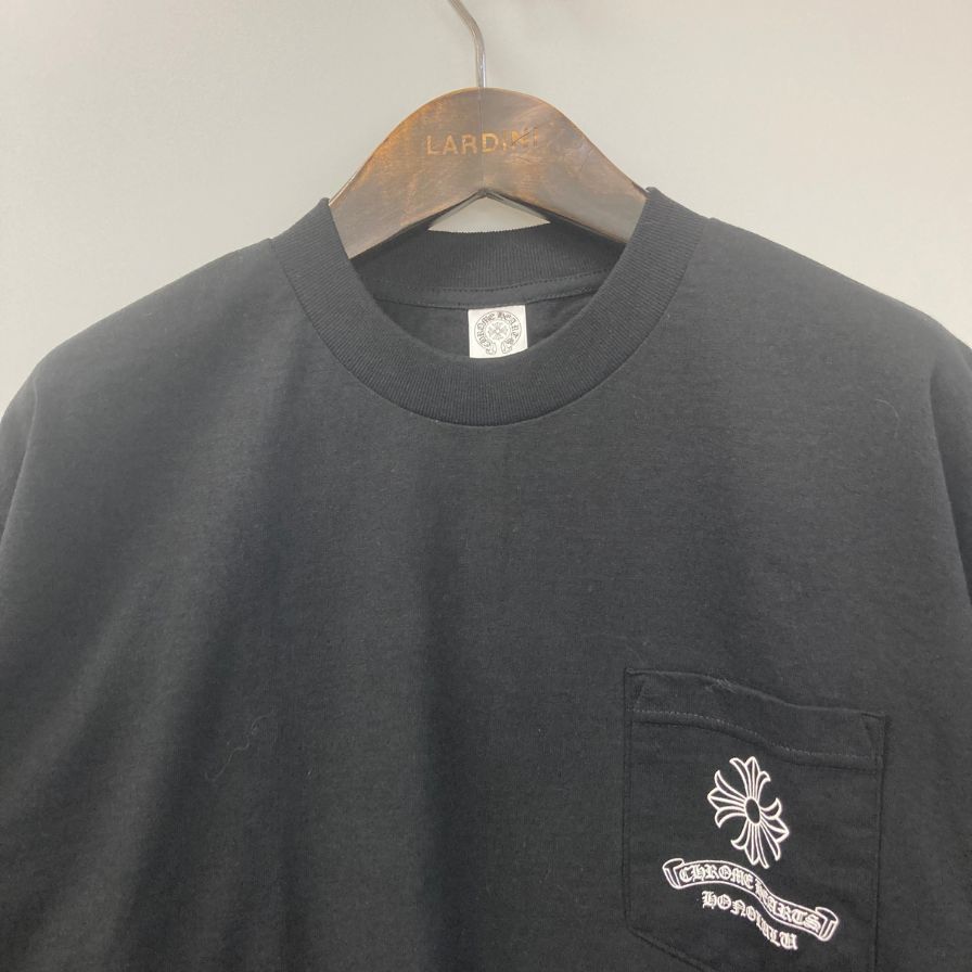 クロムハーツ Tシャツ ポケットT 胸元ロゴ バックプリント クロス