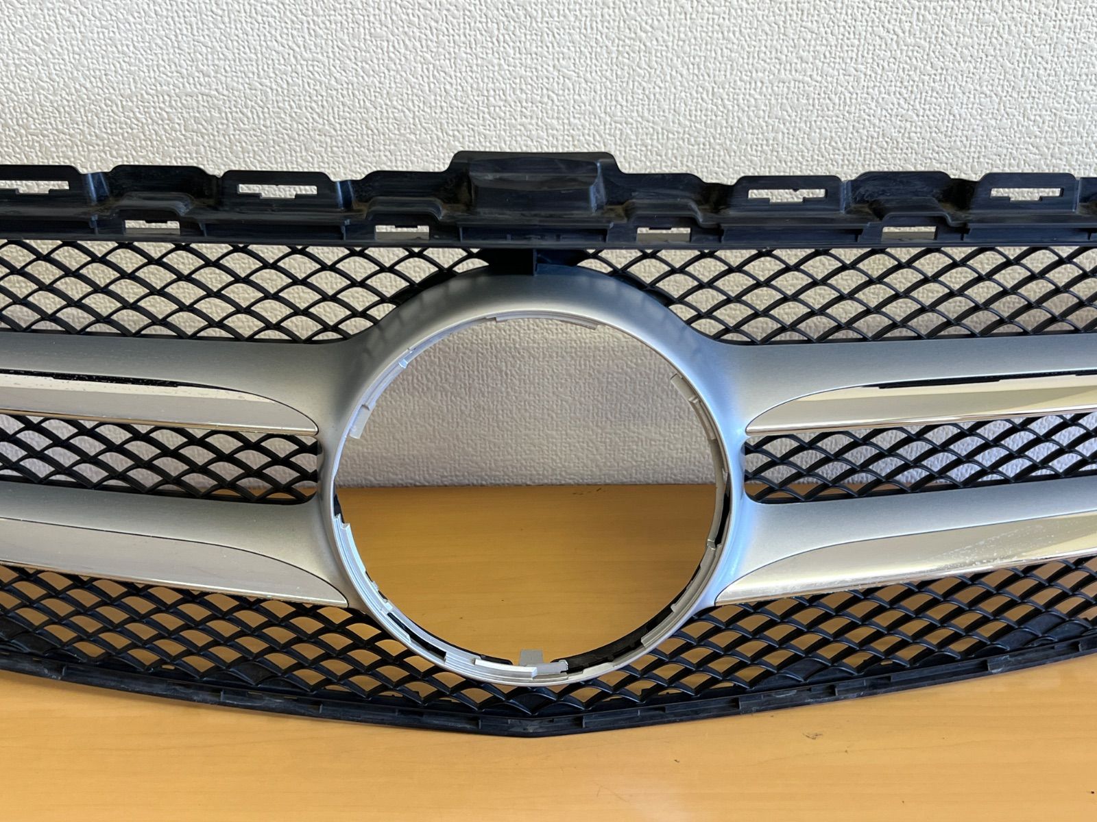 メルセデス・ベンツ Cクラス W205 前期 フロントグリル グリル