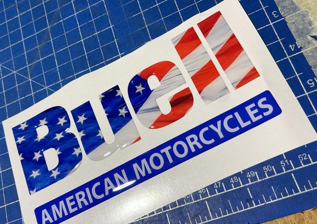 ビューエル　BUELL　３D　　ステッカー　イタリア製　　2枚セット　ステッカー　セット ★発送予定日: ６月３０日