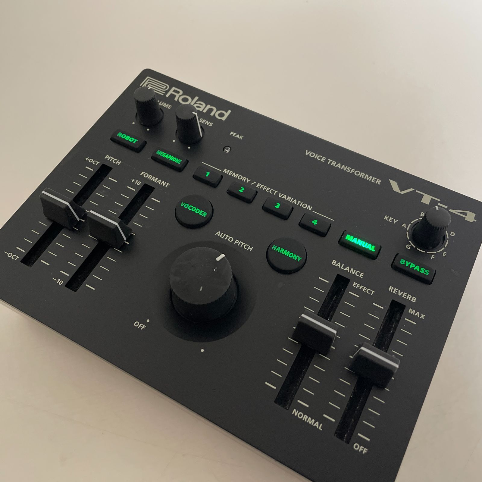 中古・美品】 【Roland】VOICE TRANCEFOMER VT-4 №1479 - メルカリ