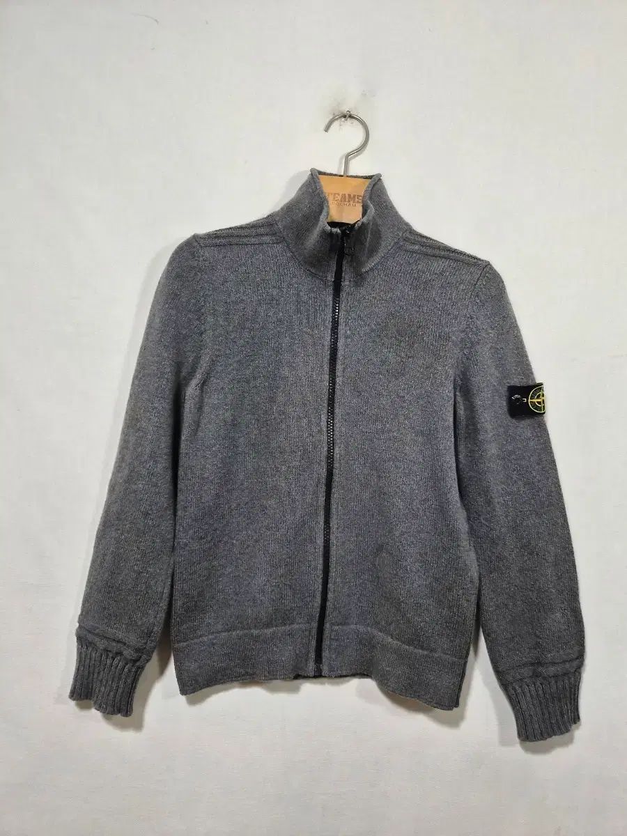ストーンミルランド ジュニア グレー ニットジップアップ L (140 正規品 ユニセックス