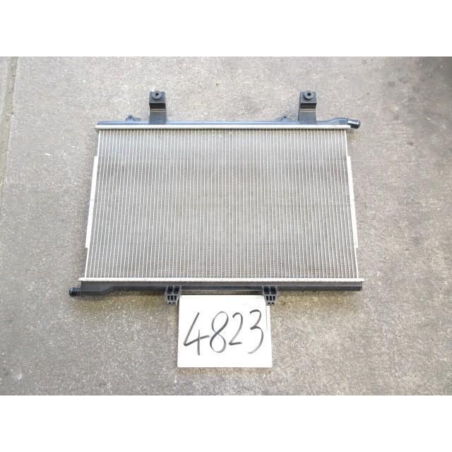30年 セレナ ハイウェイスター HFC27 純正 (2) サブラジエーター 21457-5TP0A 208279 4823