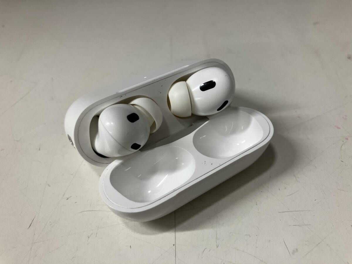 Apple MQD83J/A AirPods Pro (第2世代) イヤホン 本体のみ(外箱なし Apple MQD83J/A AirPods Pro (第2世代) イヤホン 本体のみ(外箱なし