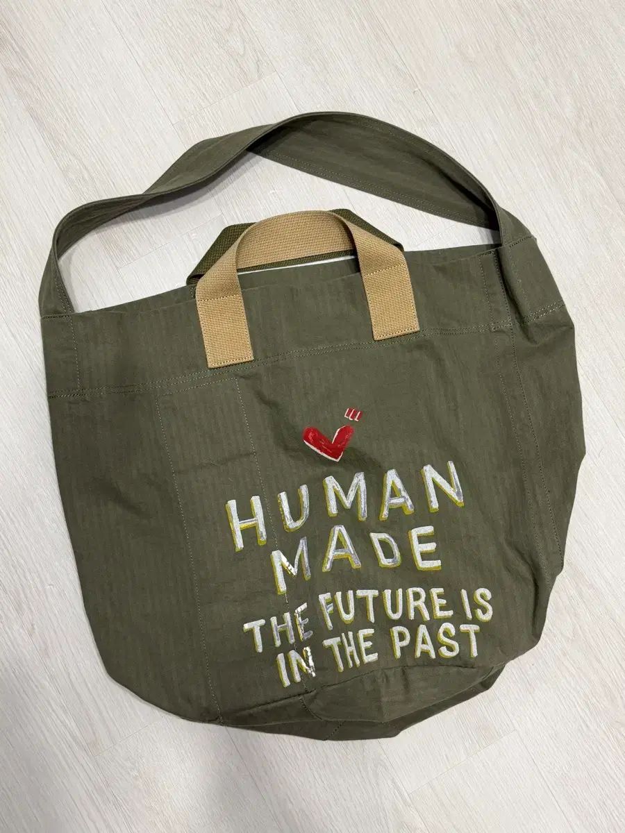 human made トートバッグ オリーブ HUMAN MADE(ヒューマンメイド) トートバッグ オリーブ ラブ - メルカリ