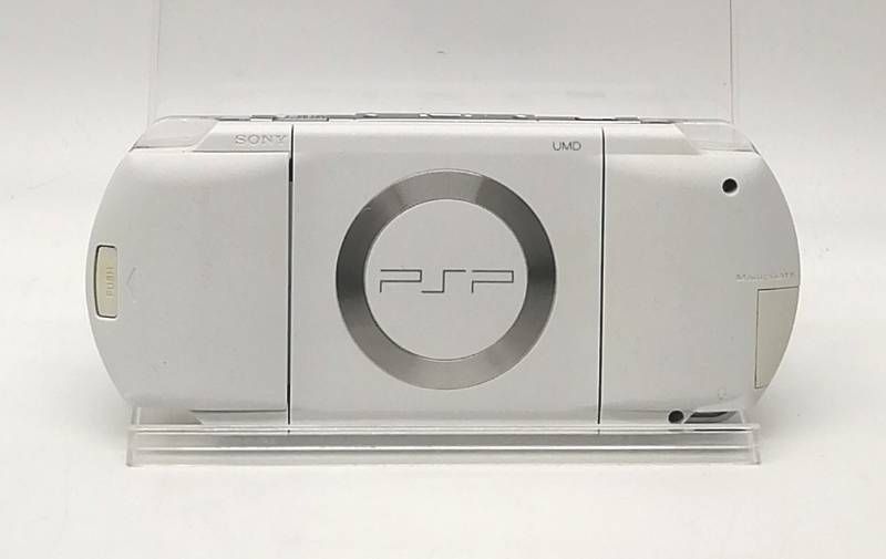 美品！プレイステーションポータブル PSP-2000 セラミックホワイト
