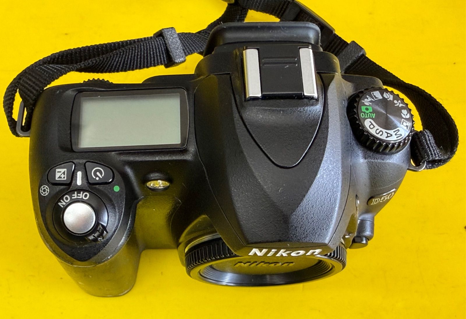 Nikon D50 ダブルズームキット + 吉田カバン Nikonコラボトートバッグ 