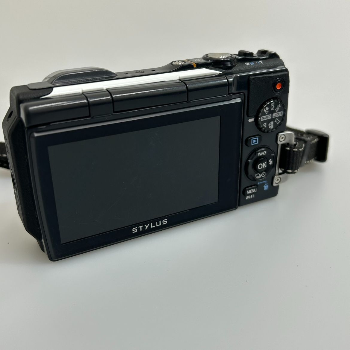 OLYMPUS　デジタルカメラ　STYLUS TG-860 Tough
