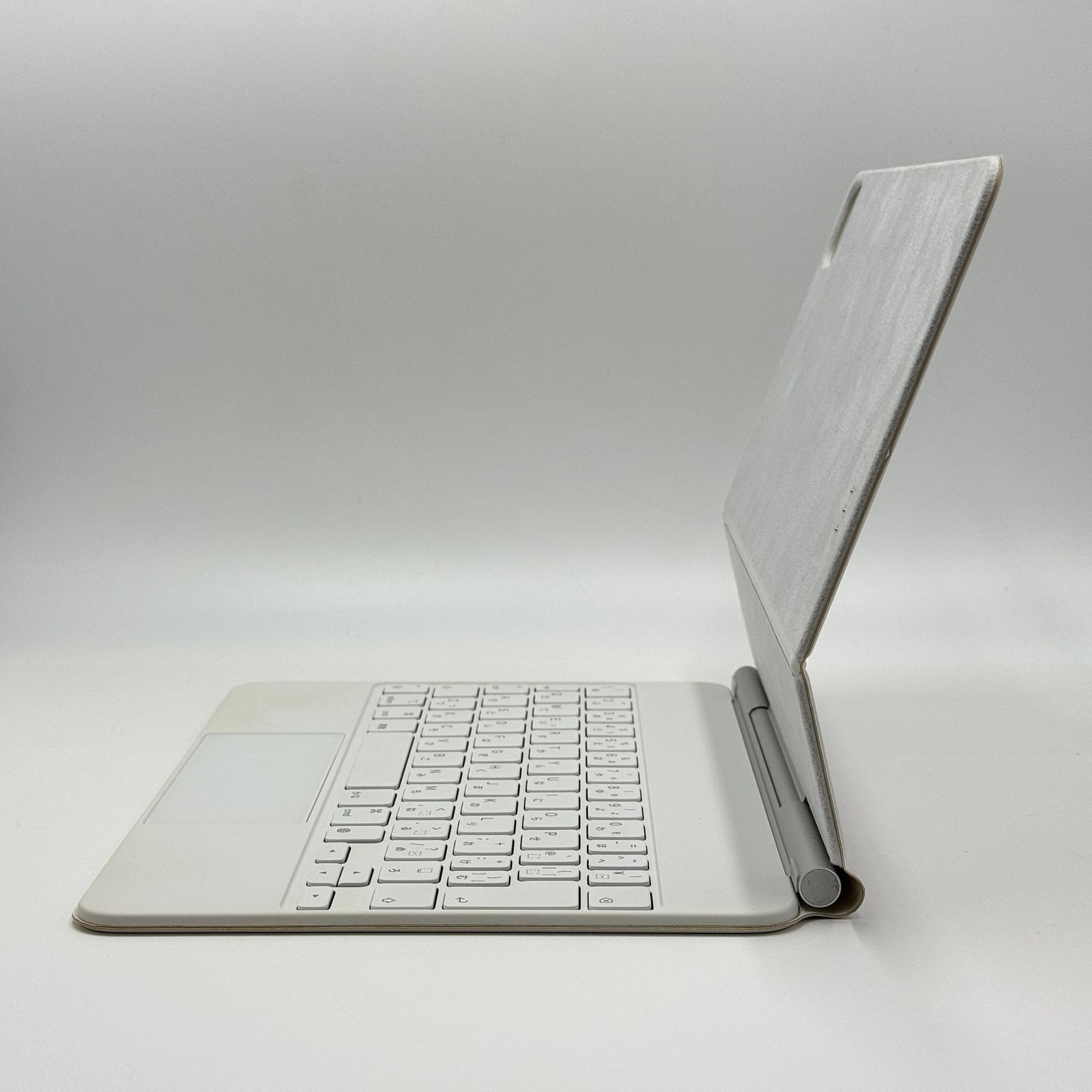 Apple Magic Keyboard A2261 11インチ JIS 日本語【中古】 - メルカリ