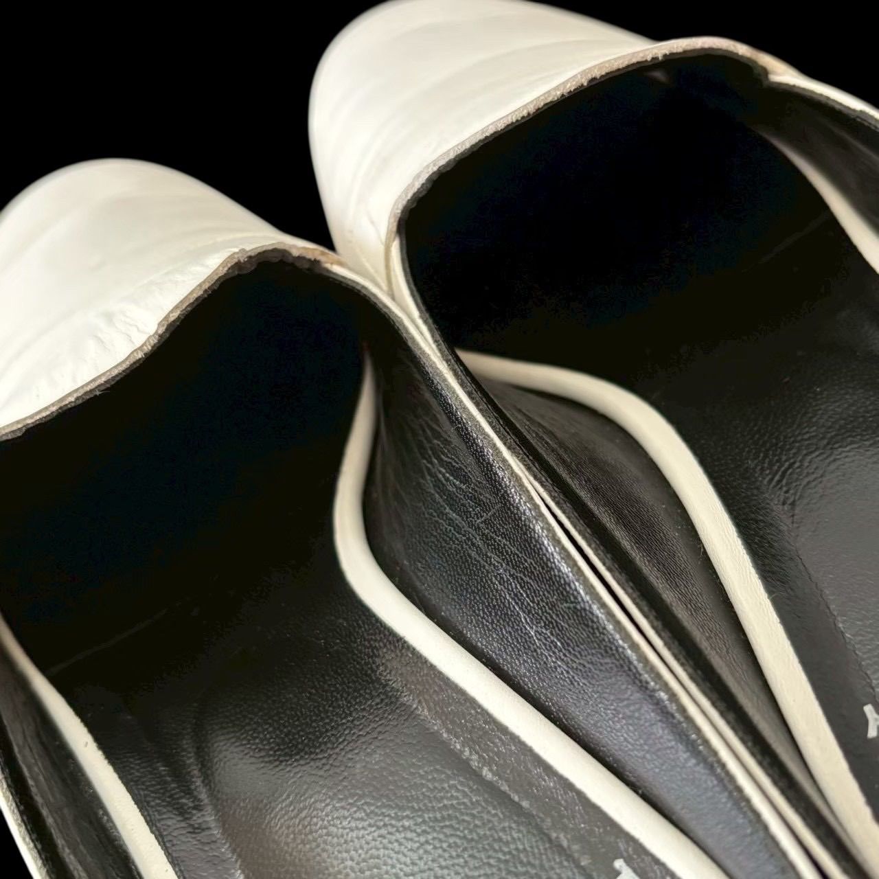 PIERRE HARDY ピエールハーディ KC07-36 定価85,000 牛革 36 - メルカリ