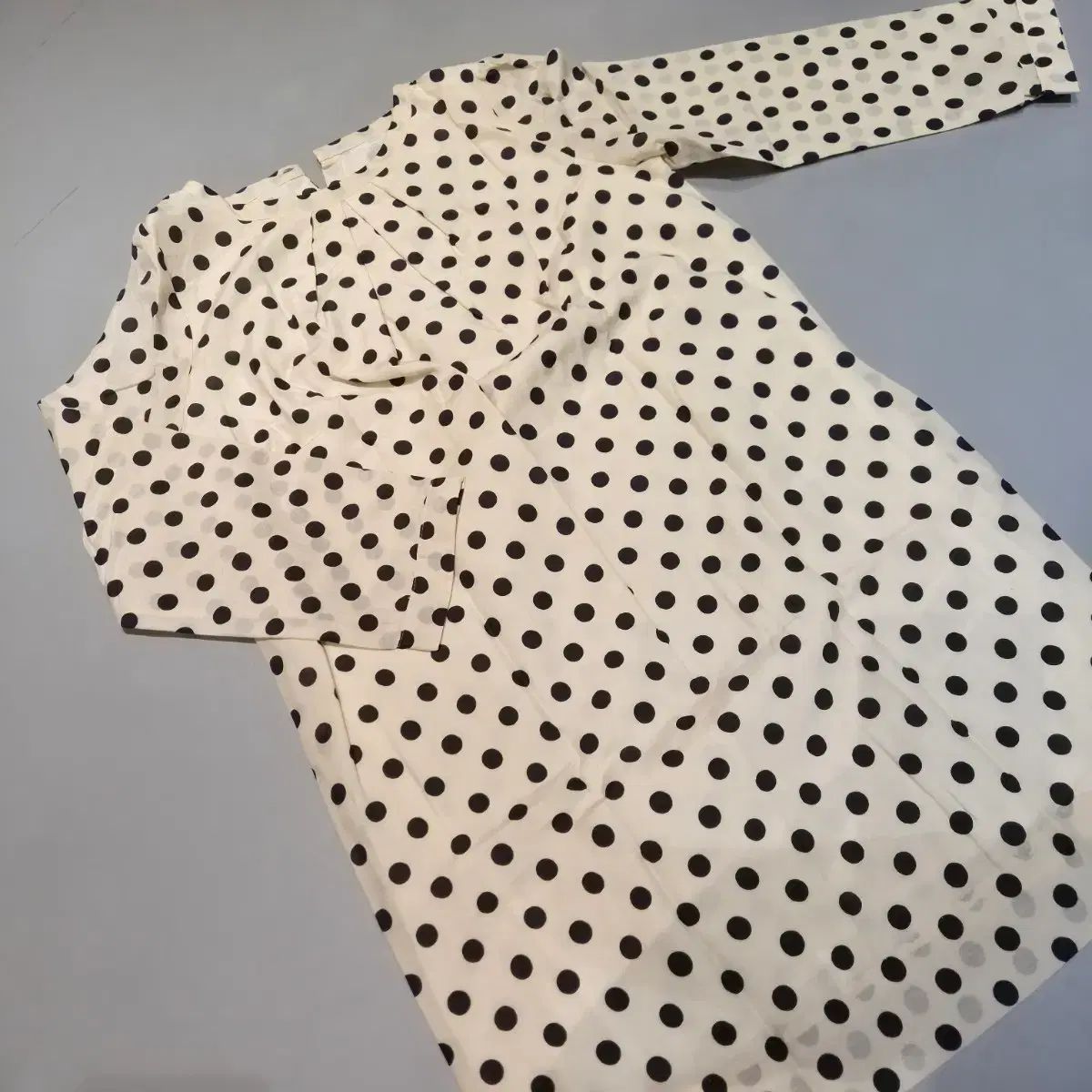 キッズ服女の子用(90cm~) 美品 バーバリー ☆ポルカドット柄ワンピ