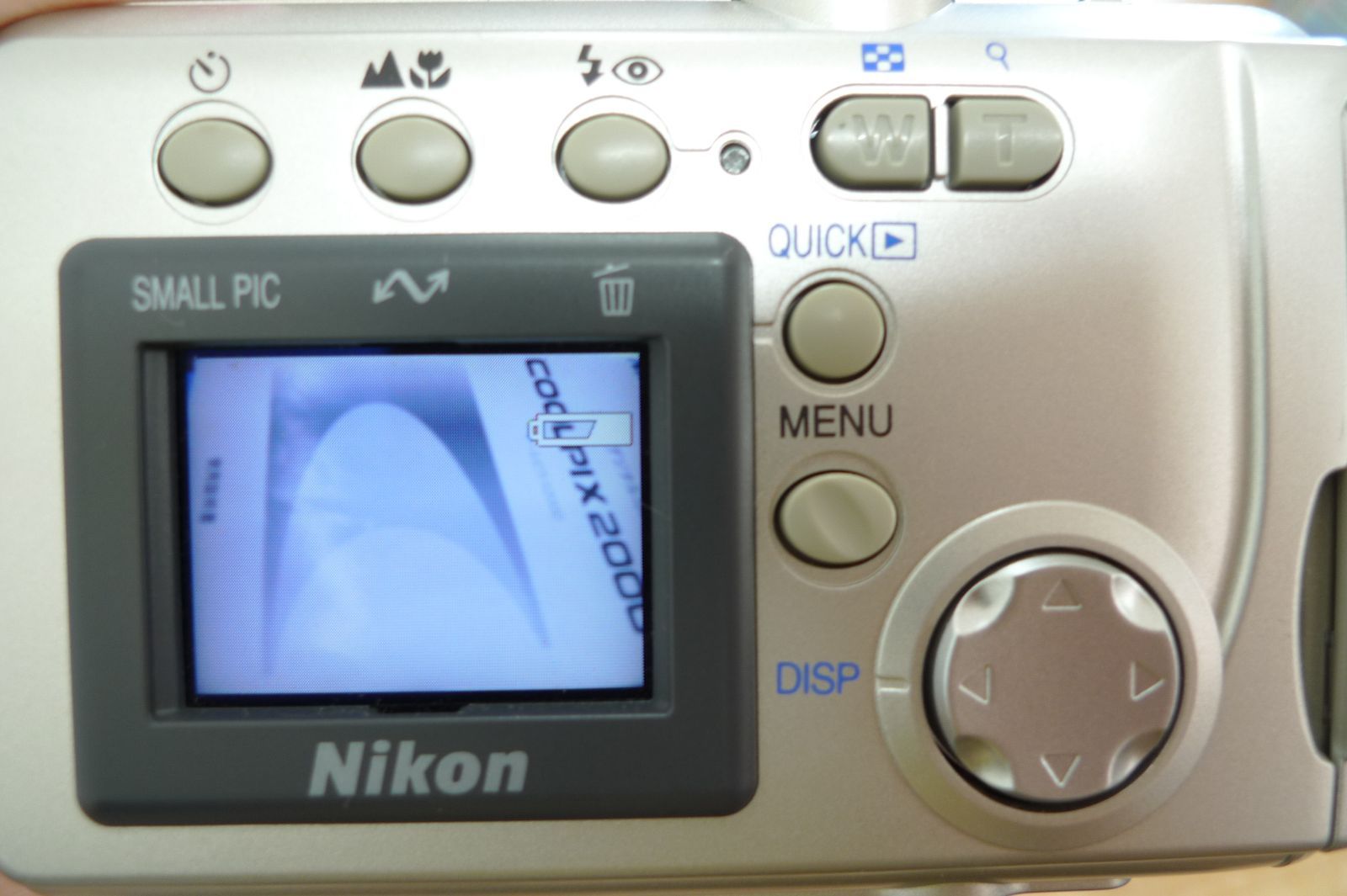 Nikon ニコン COOLPIX2000 コンパクトデジタルカメラ coolpix2000 管理