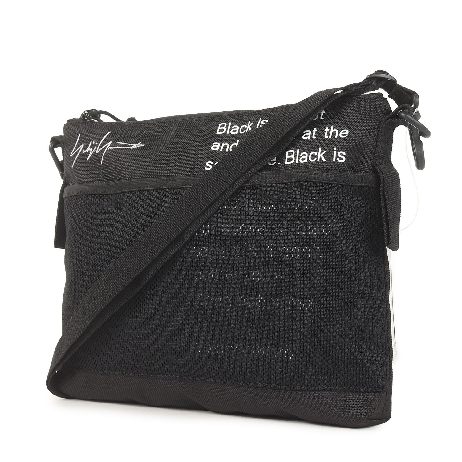 【美品】Yohji Yamamoto ヨウジヤマモト バッグ ブラック 黒 サイズ:2.5L | NEW ERA メッセージプリント サコッシュ バッグ (SACOCHE 2.5L) | HZ-I57-660 | ブランド カバン【メンズ】【中古】