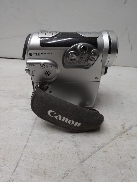 Canon iVIS HV10 2605 - メルカリ