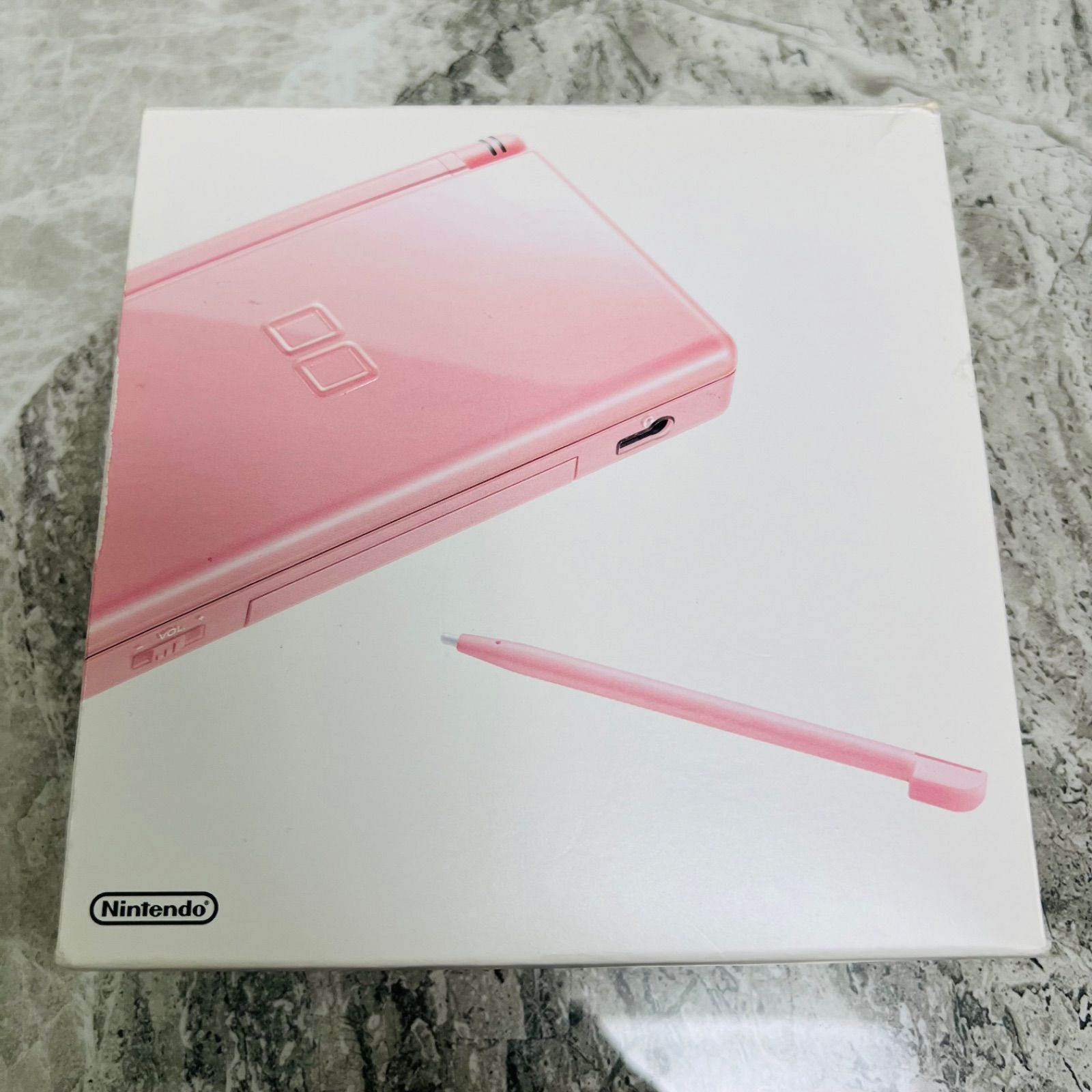 Nintendo DS Lite　ノーブルピンク