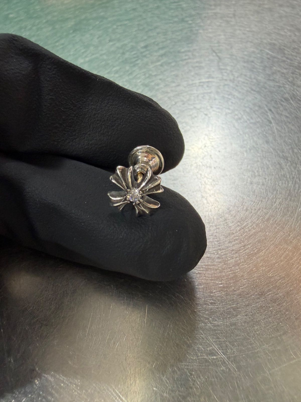 未使用 CHROME HEARTS クロムハーツ CH プラス 1Pダイヤモンド スタッド ピアス 未使用 CHROME HEARTS クロムハーツ CH プラス 1Pダイヤモンド スタッド ピアス