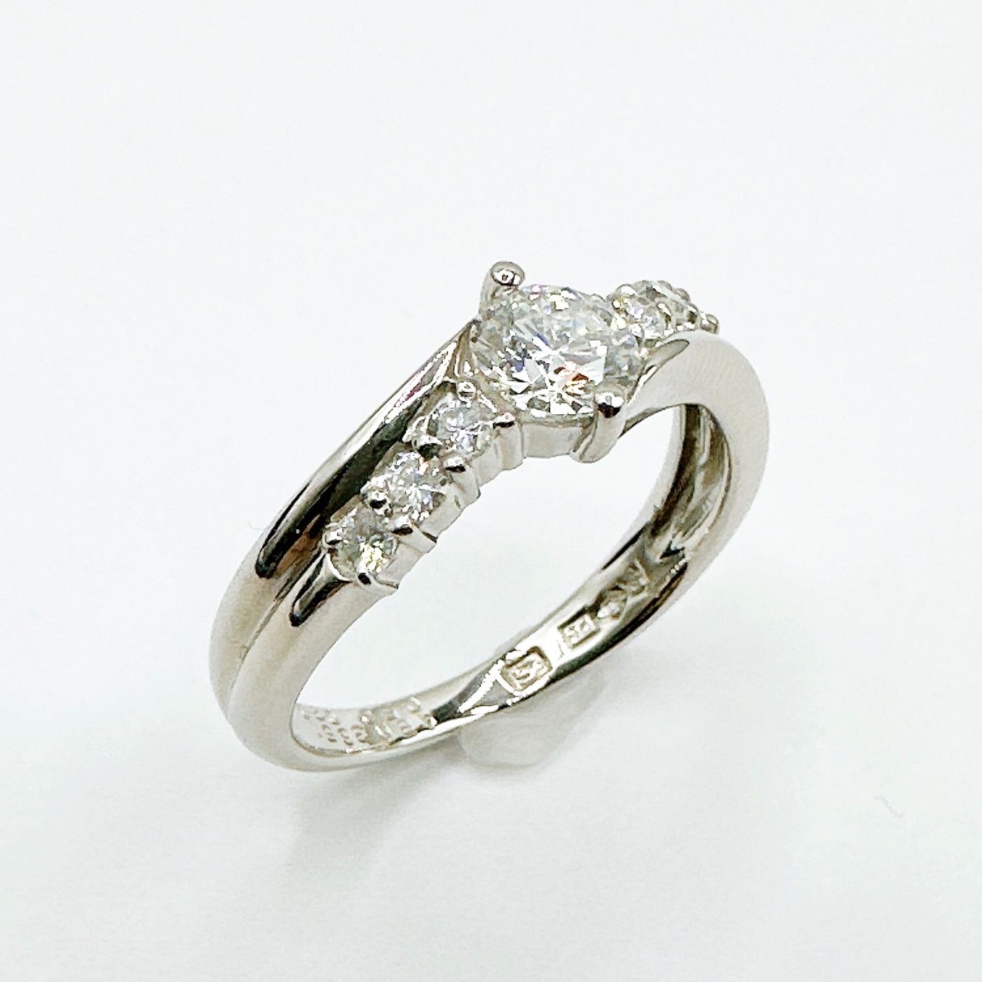 ダイヤモンド 0.5ct プラチナ リング 指輪 ダイヤモンドリング Pt900 