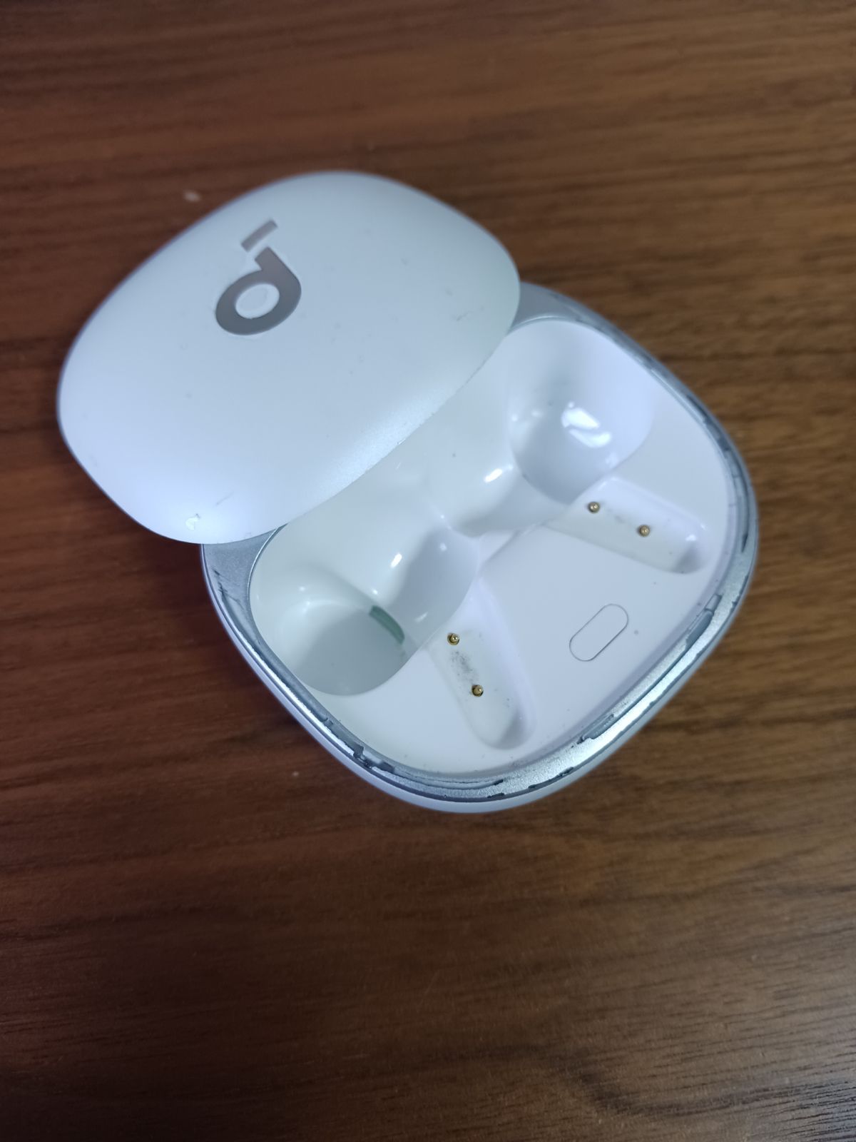 Anker Soundcore Liberty 4 充電ケースのみ ホワイト - メルカリ