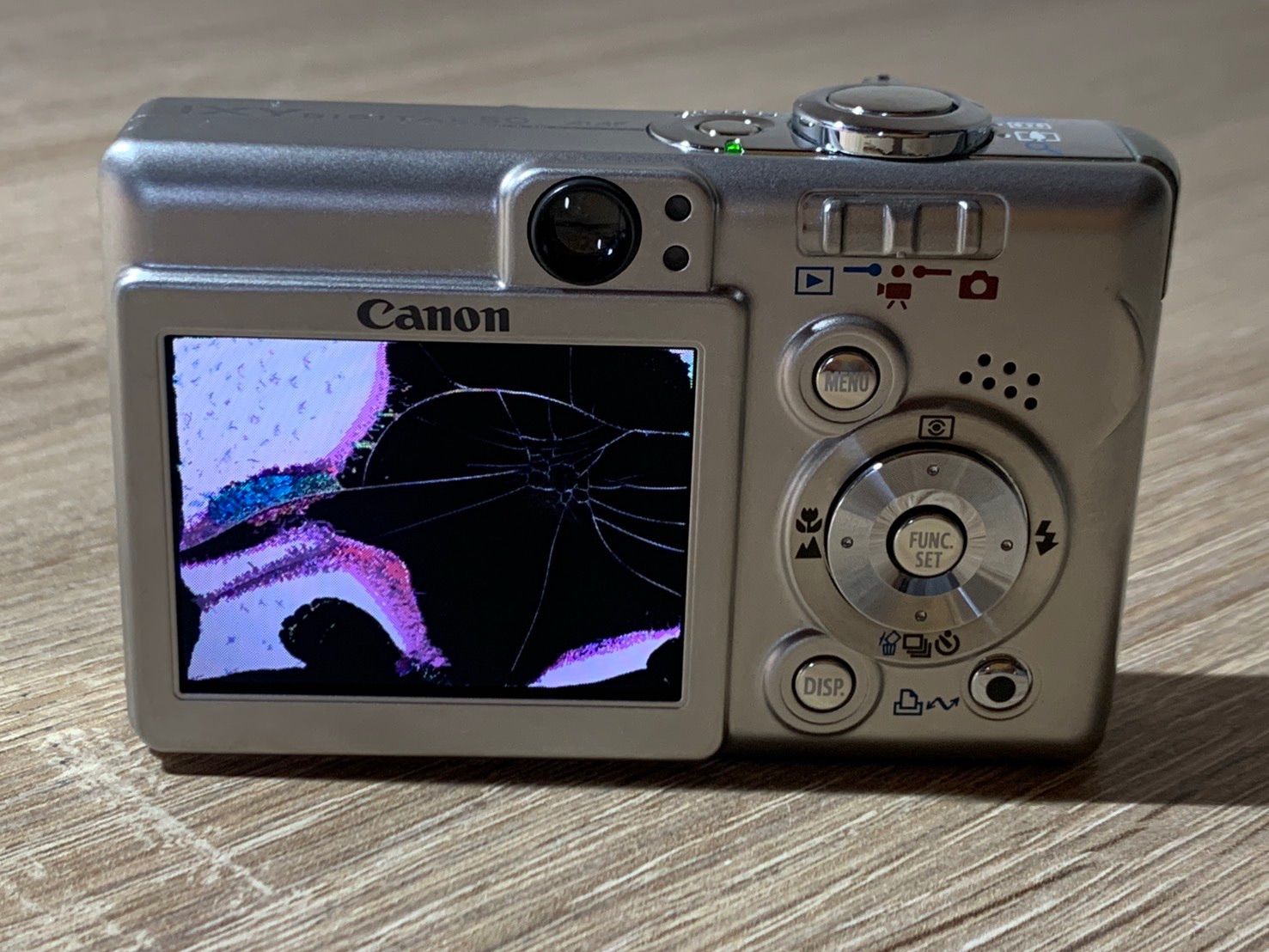 0750 Canon IXY DIGITAL 50 シルバー デジカメ 【ネ】 - メルカリ