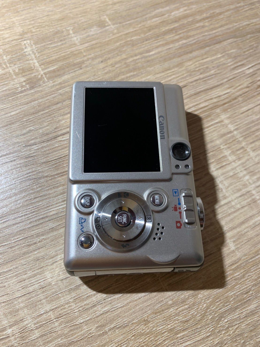 0750 Canon IXY DIGITAL 50 シルバー デジカメ 【ネ】 - メルカリ
