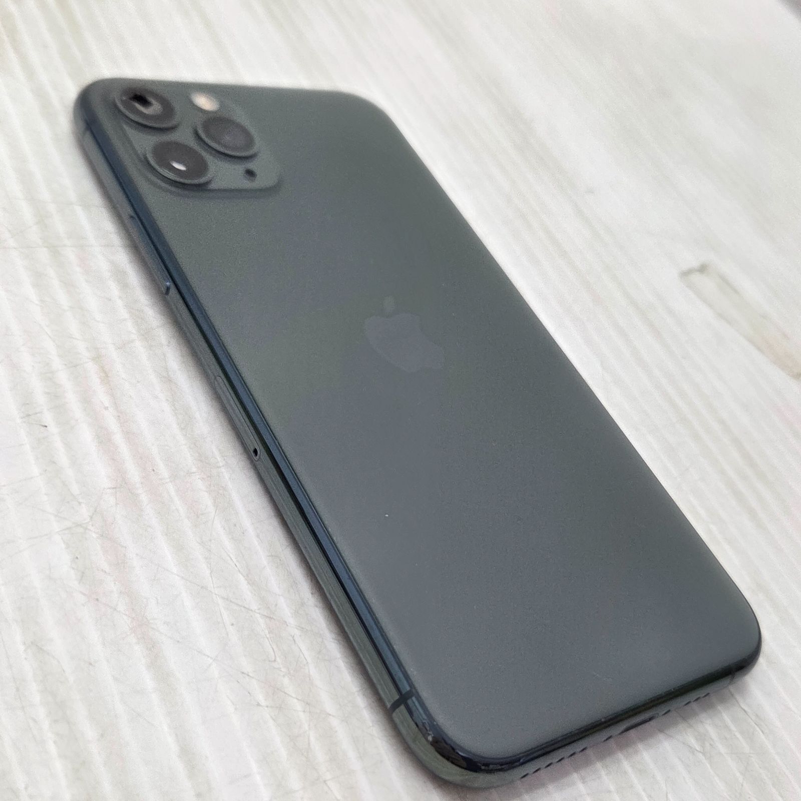 iPhone11 Pro 256GB ミッドナイトグリーン 中古 - メルカリ