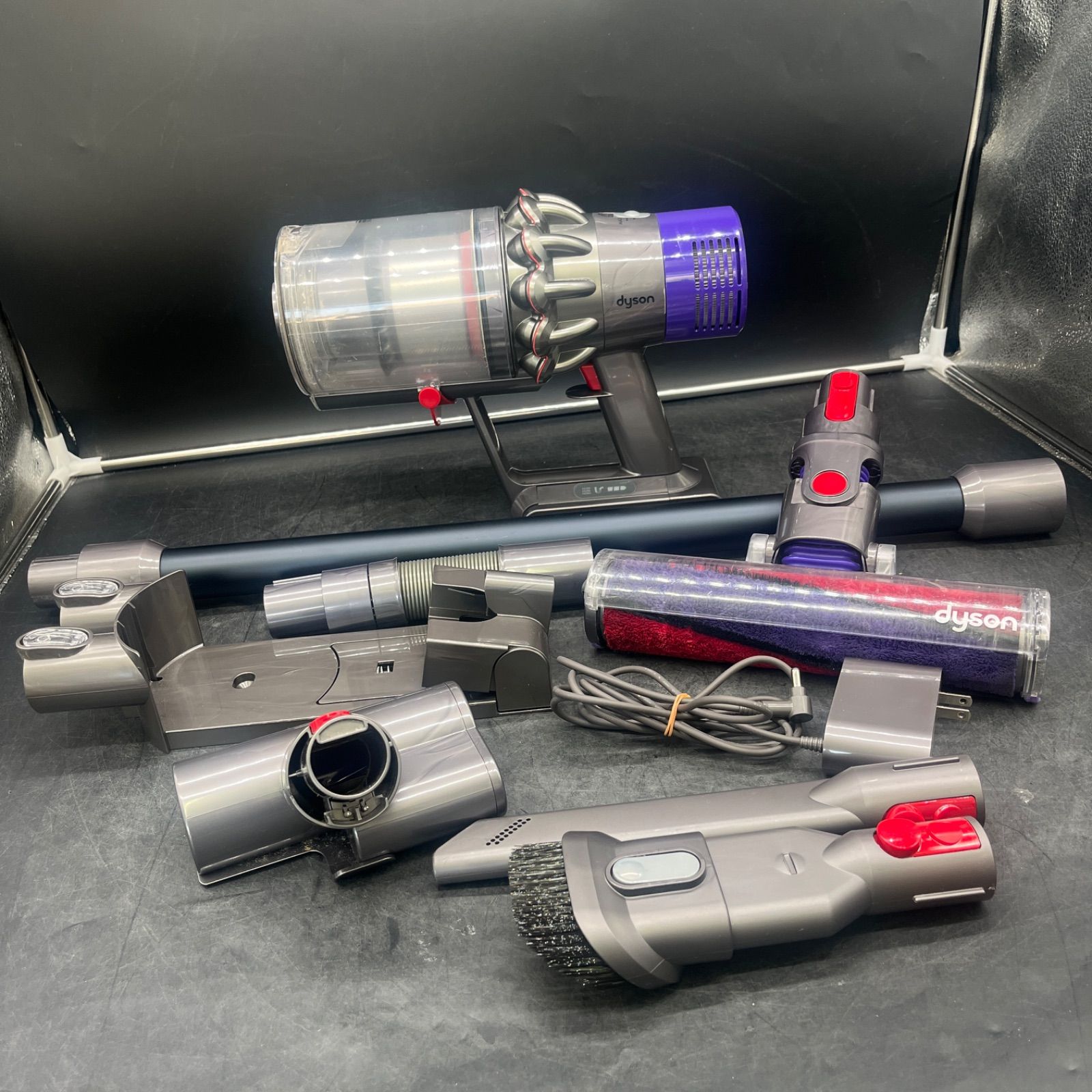 IZ2700 dyson ダイソン Cyclone V10 Fluffy Black SV12 FF LF BK サイクロン掃除機