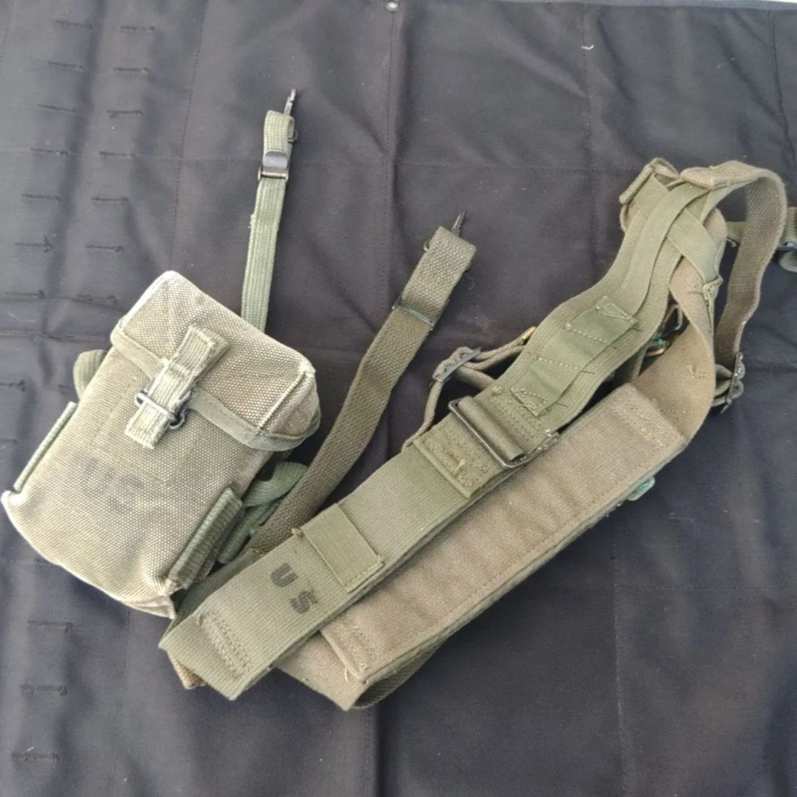 【米軍実物】M1956アムニッションポーチ　X型サスペンダー