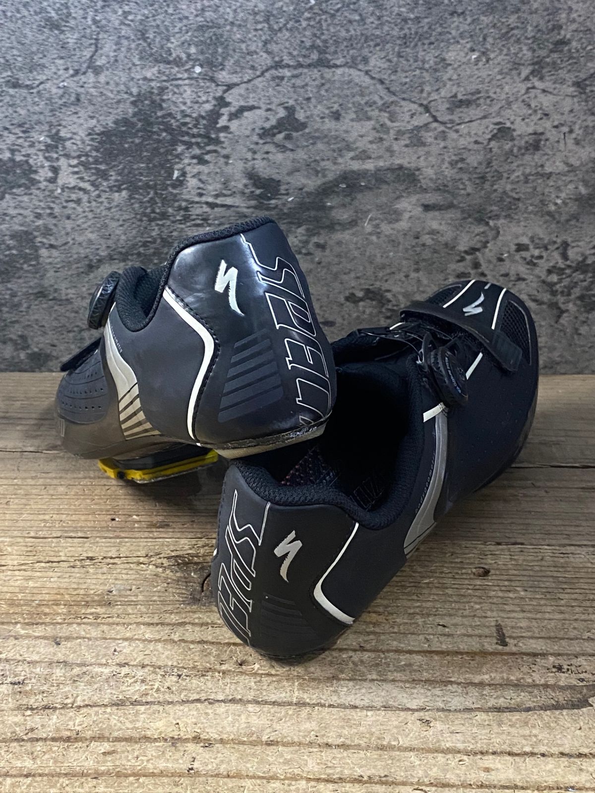 KD974 スペシャライズド SPECIALIZED Expert Rd ビンディングシューズ