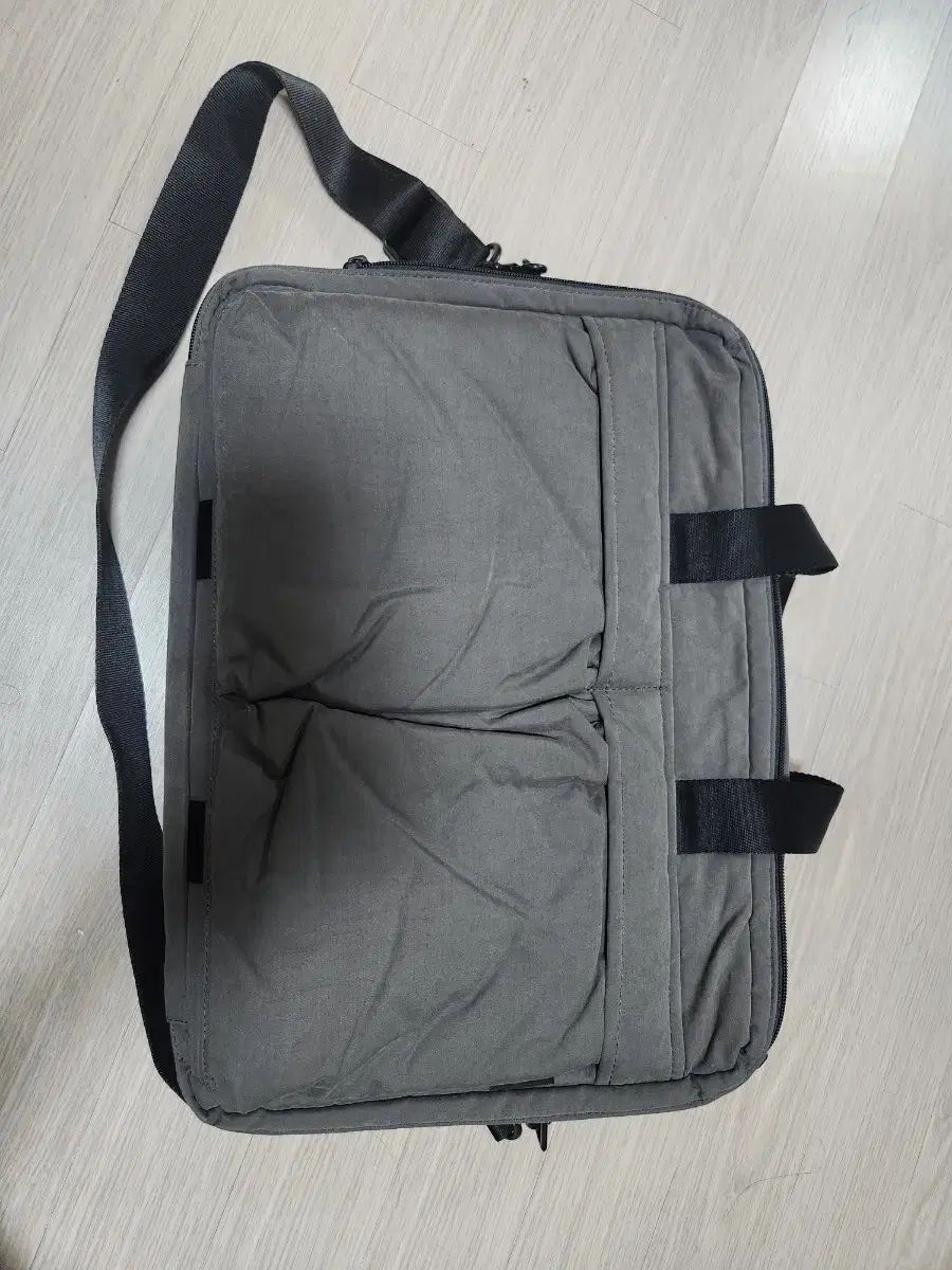 MAZI UNTITLED マジアンタイトルド am bag 02 チャコール 出品