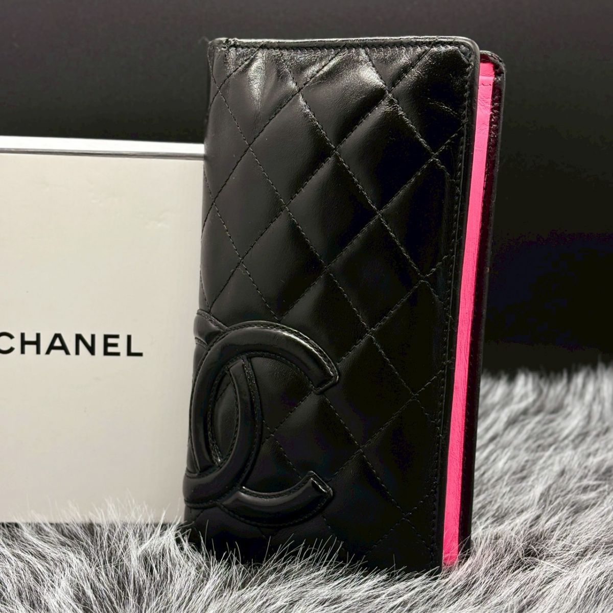 CHANEL 長財布 カンボン ラムスキン ココマーク 黒ピンク キルティング 媚びない色気を、手元に】 CHANEL 長財布 カンボンライン ココマーク