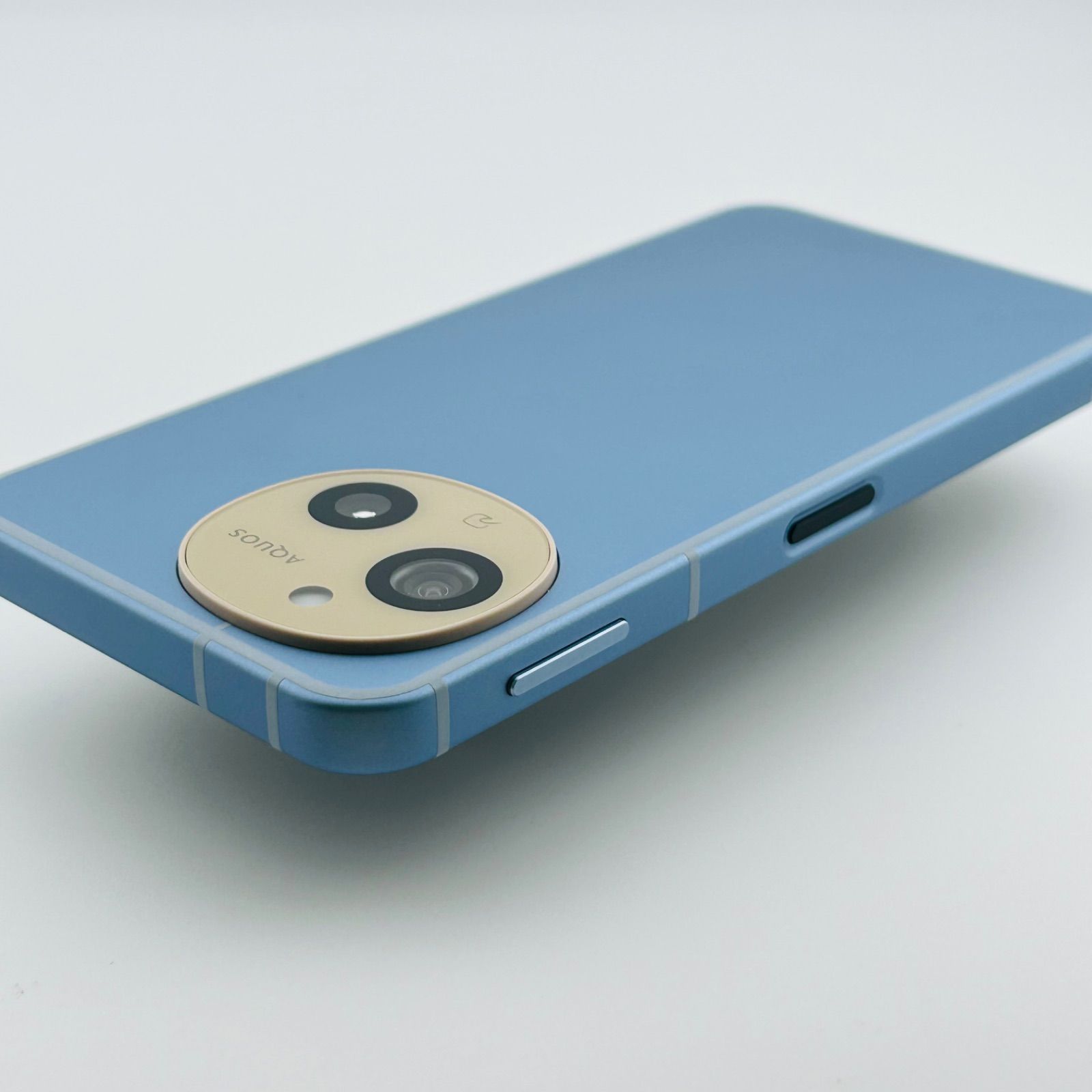 美品】AQUOS sense9 128GB ブルー SIMフリー - メルカリ