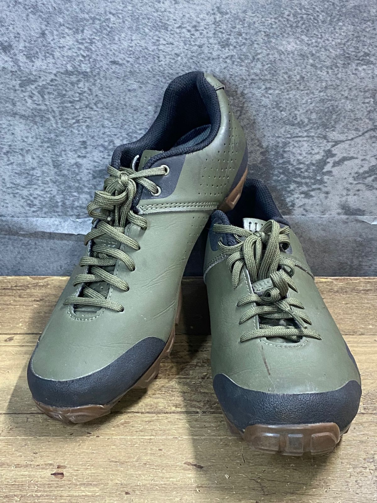 KE393 ジロ GIRO PRIVATEER LACE ビンディングシューズ EU39 2穴 緑 7,020円