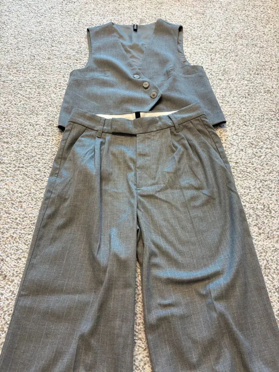 H&M スーツ セットアップ ノースリーブ スラックス スリーブレス