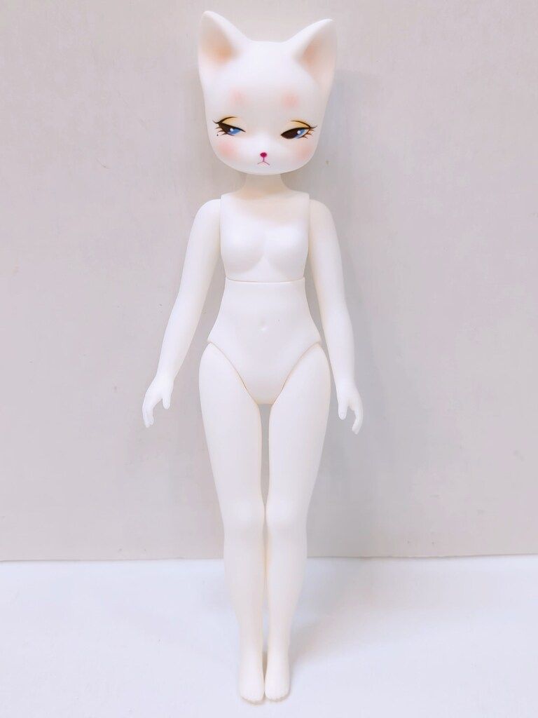 PIPOS 10cmクラスドール Mariko Cat blue eyes white - メルカリ