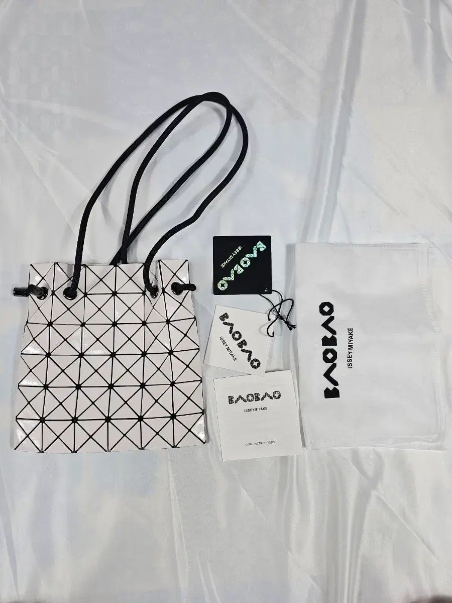 BAO BAO ISSEY MIYAKE バオバオイッセイミヤケ リングバッグ