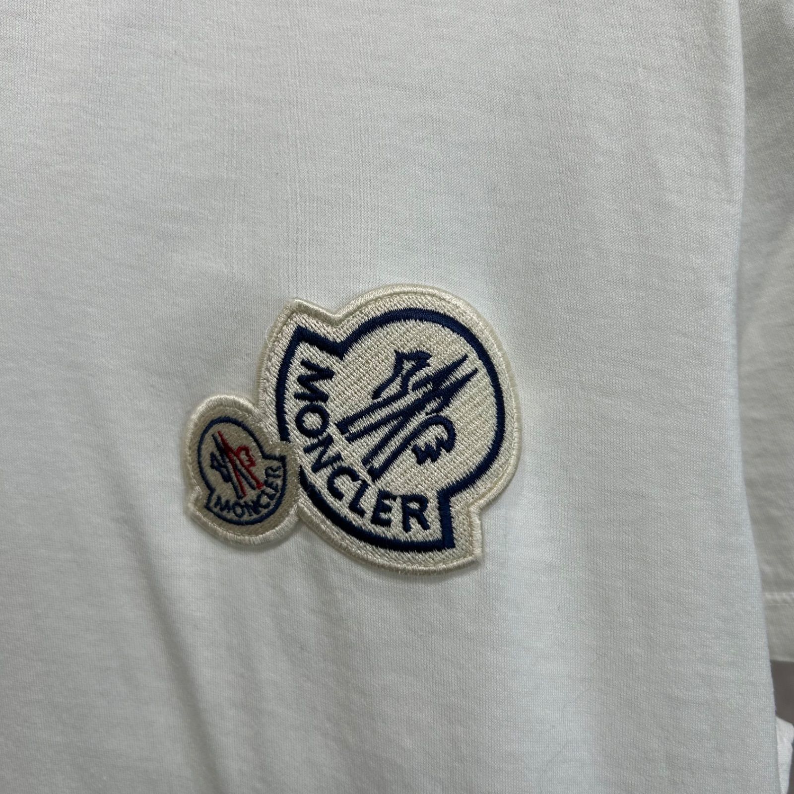 MONCLER モンクレール ダブルワッペン半袖Tシャツ白M - メルカリ
