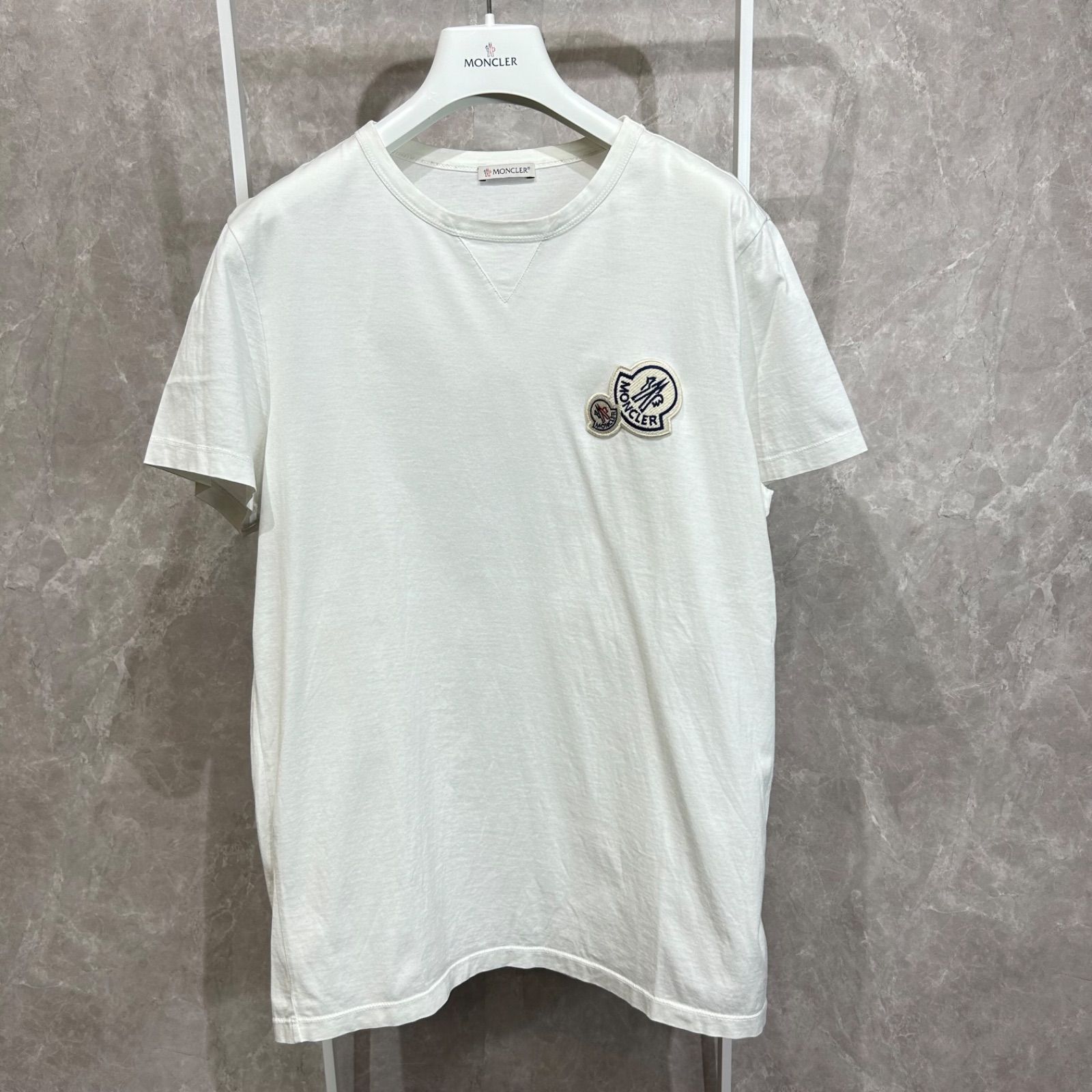 MONCLER モンクレール ダブルワッペン半袖Tシャツ白M - メルカリ
