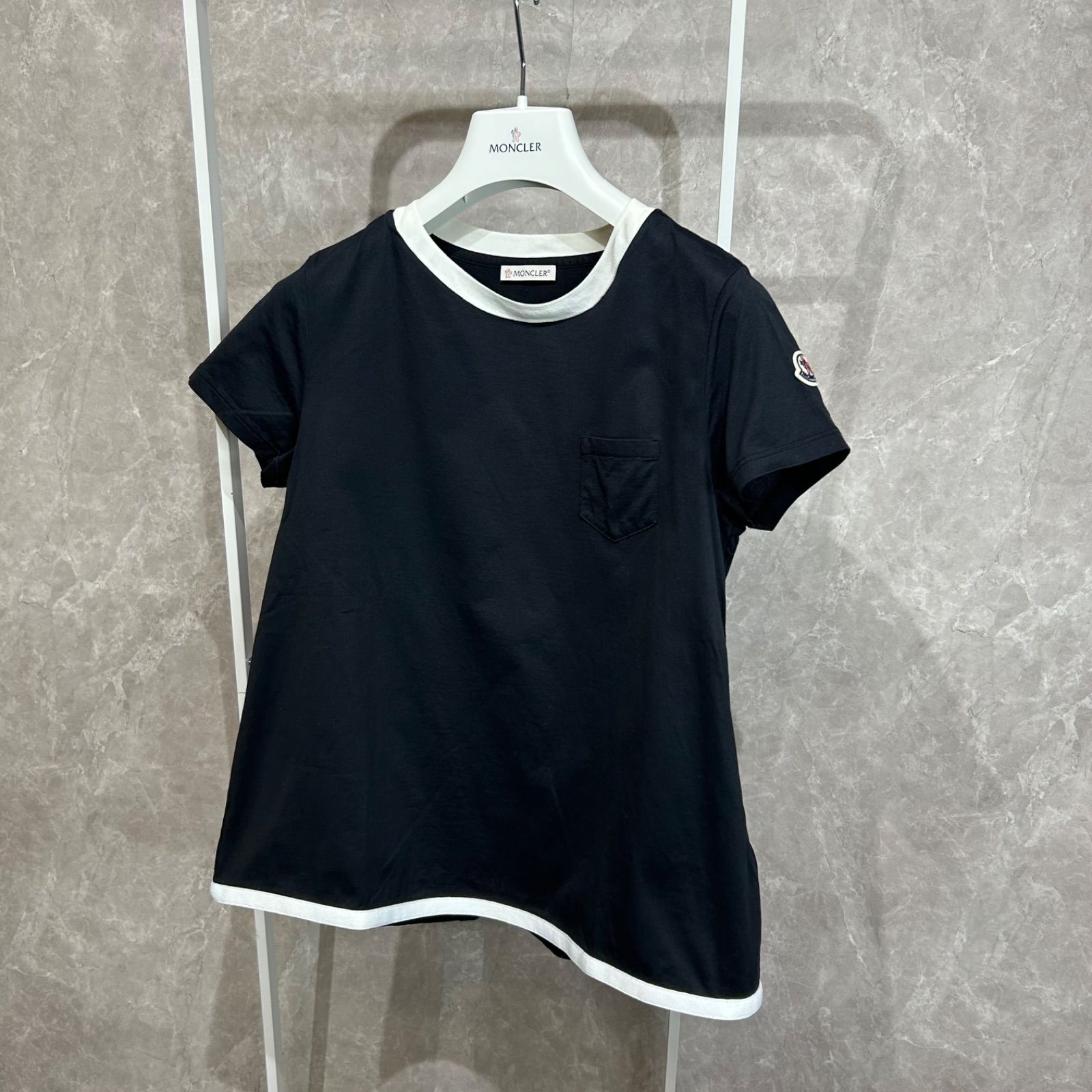 MONCLER モンクレール半袖Tシャツ黒xs - メルカリ
