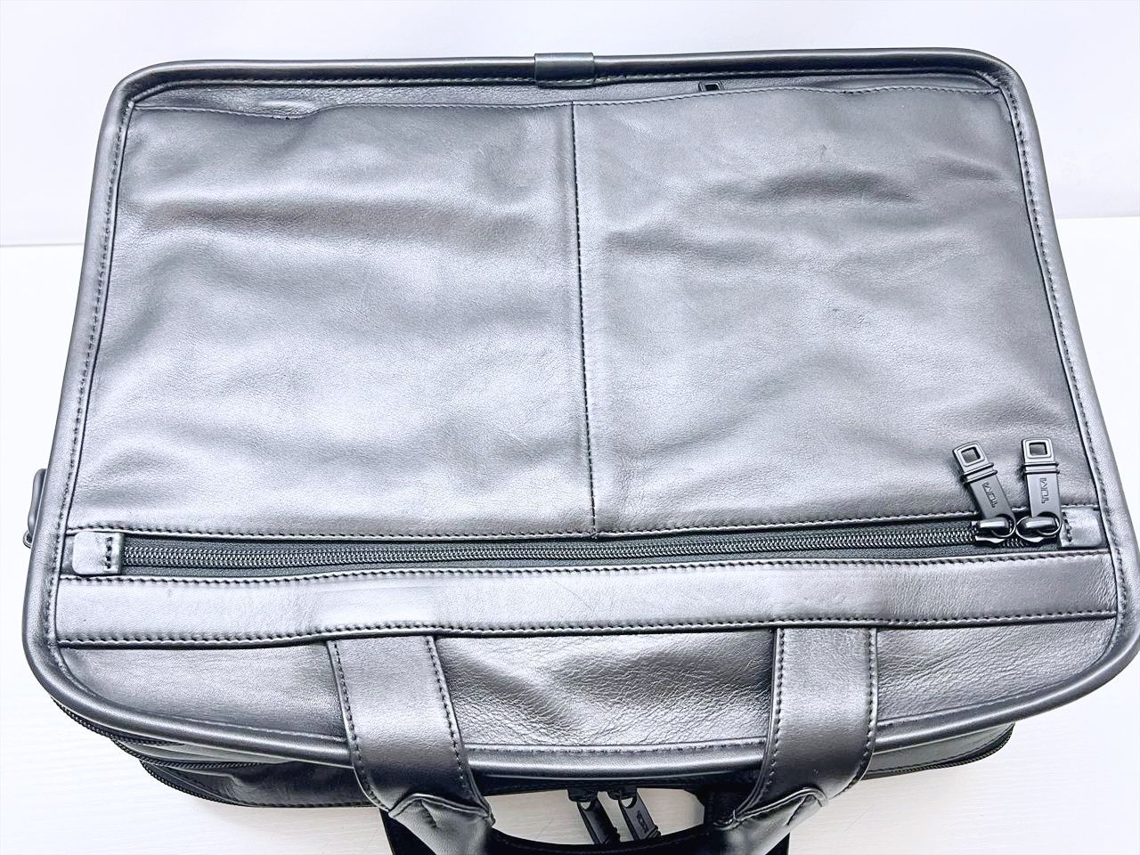 未使用保管 美品 TUMI ツゥミ エクスパンダブル オーガナイザー レザー
