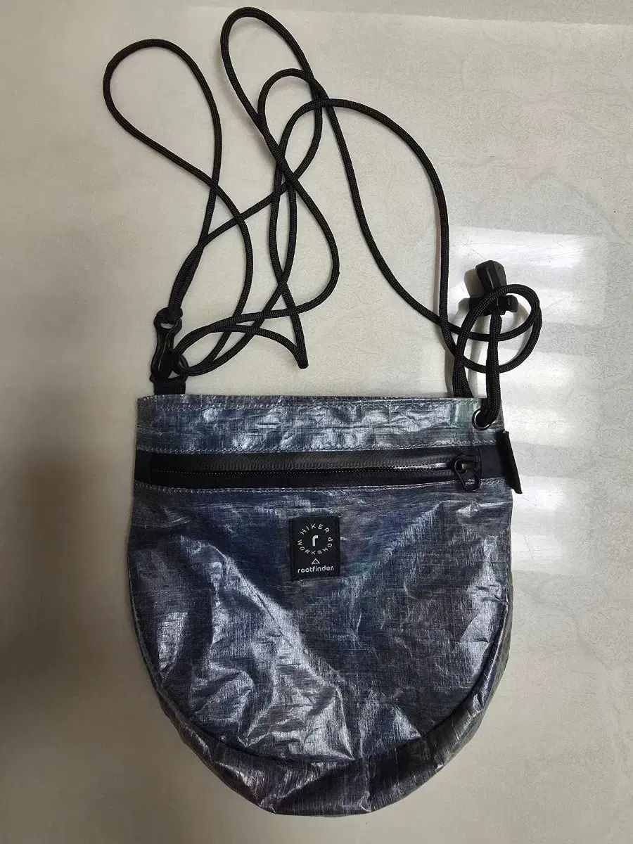 ハイカーワークショップ ダイニマ 防水 サコッシュ