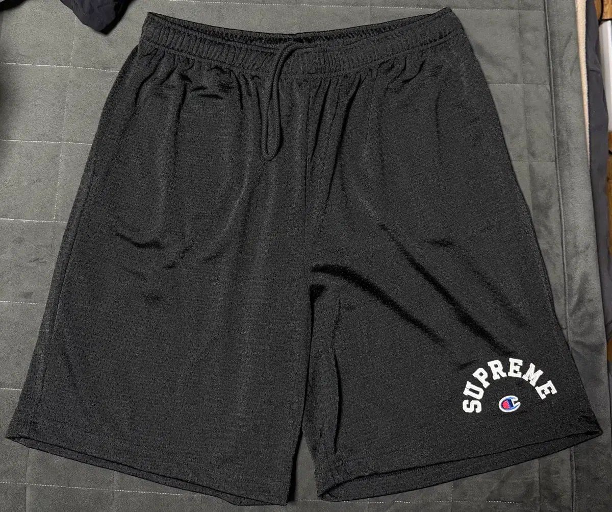 Supreme Champion メッシュショートパンツ Ｓ　ブラック 最安値，新作登場 Supreme X Champion メッシュ ショーツ ブラック
