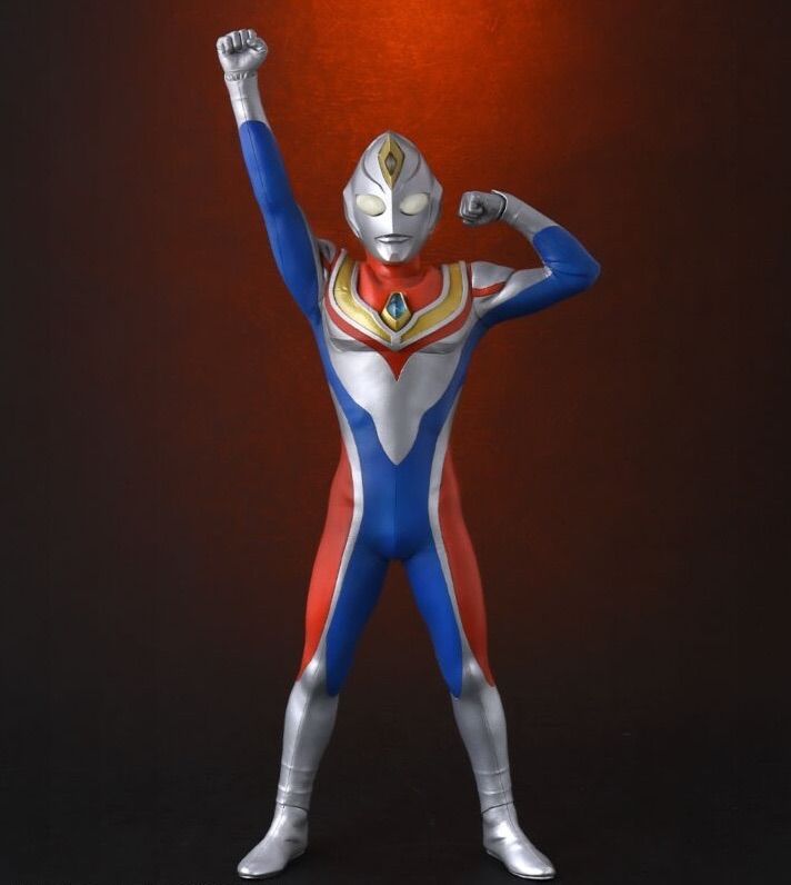 リアルマスターコレクション PLUS ウルトラマンダイナ (フラッシュタイプ) 登場ポーズ 発光機能あり