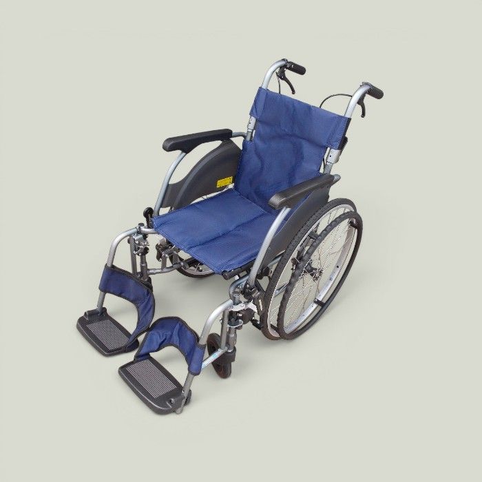 送料無料（一部地域を除く）自走式車椅子 カルティマ 多機能(紺)CRT-7 ts-26-0515-06