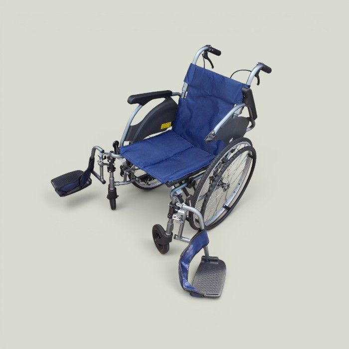 送料無料（一部地域を除く）自走式車椅子 カルティマ 多機能(紺)CRT-7 ts-26-0515-06