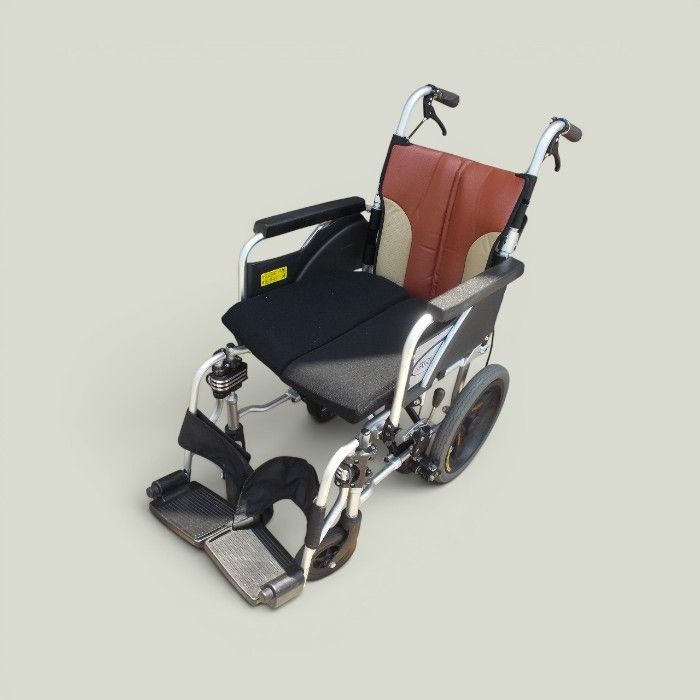 送料無料（一部地域を除く）ミキ アルミ介助車いす SKT-2000 　　レッグサポート代用品　ts-26-0515-09