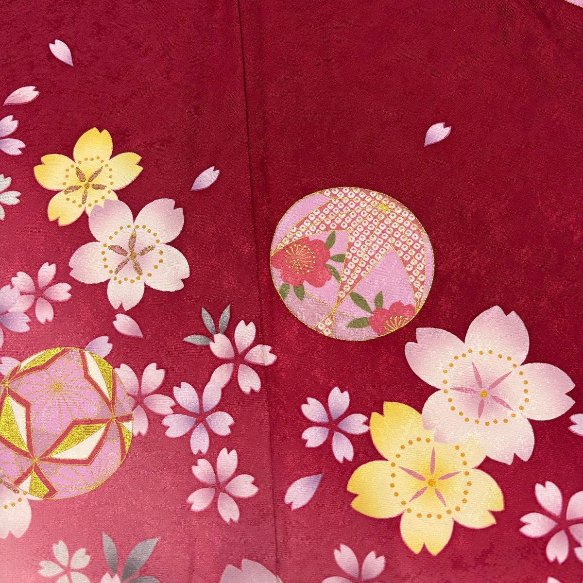 振袖 身丈167cm 裄丈70cm L 袷 鞠 桜 金彩 箔 赤 正絹 秀品 【中古